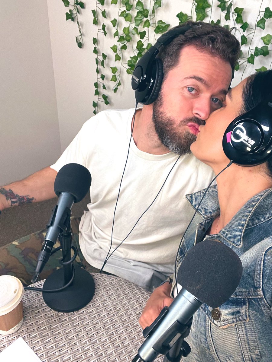 As well as this hottie is co hosting with me on Opening Up! 🕺🏼😍 Arrtteemmm <a href="/artemchigvintse/">Artem Chigvintsev</a> podcasts.apple.com/us/podcast/the…