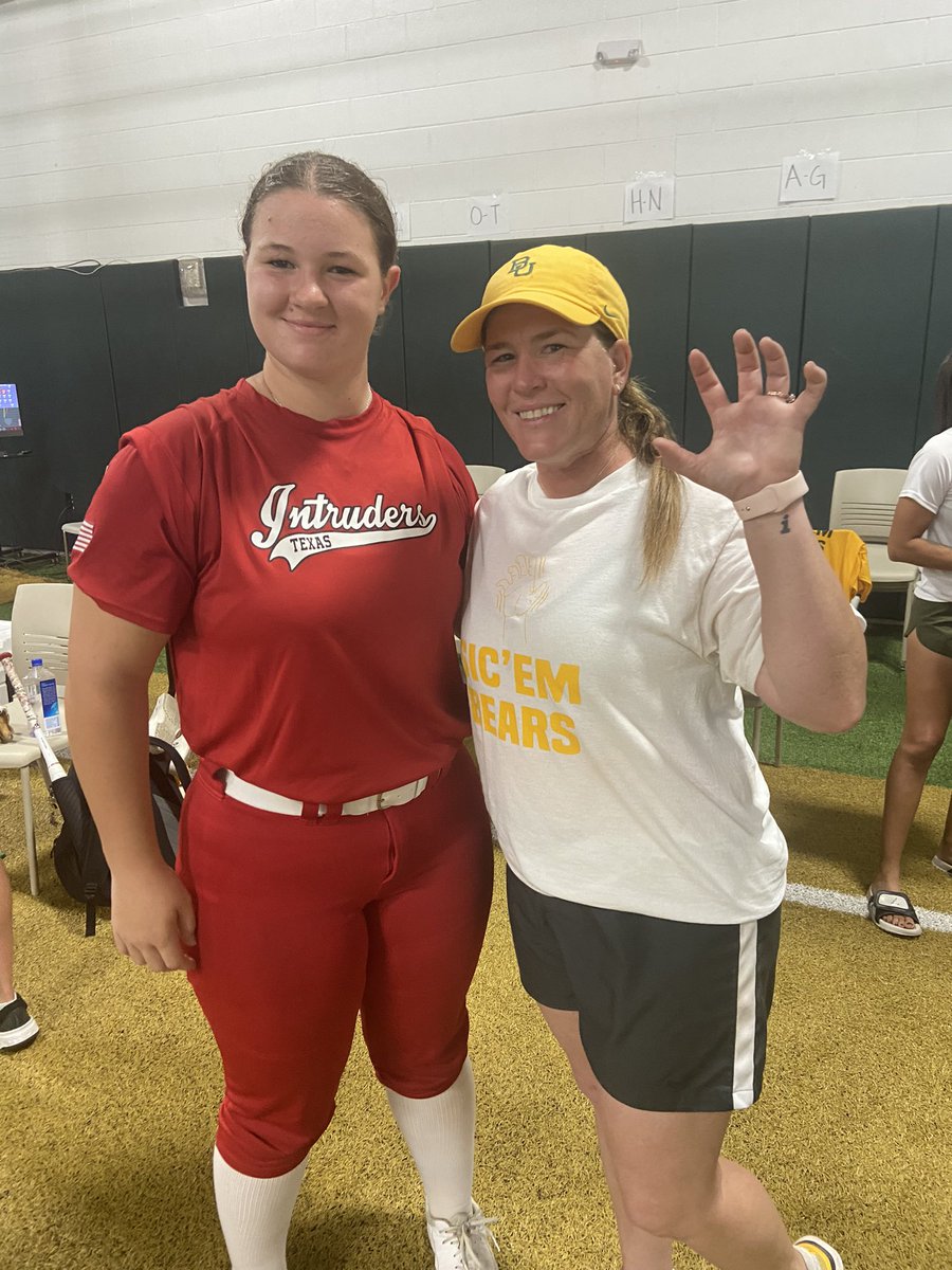 TX CF Intruders Gold tweet media