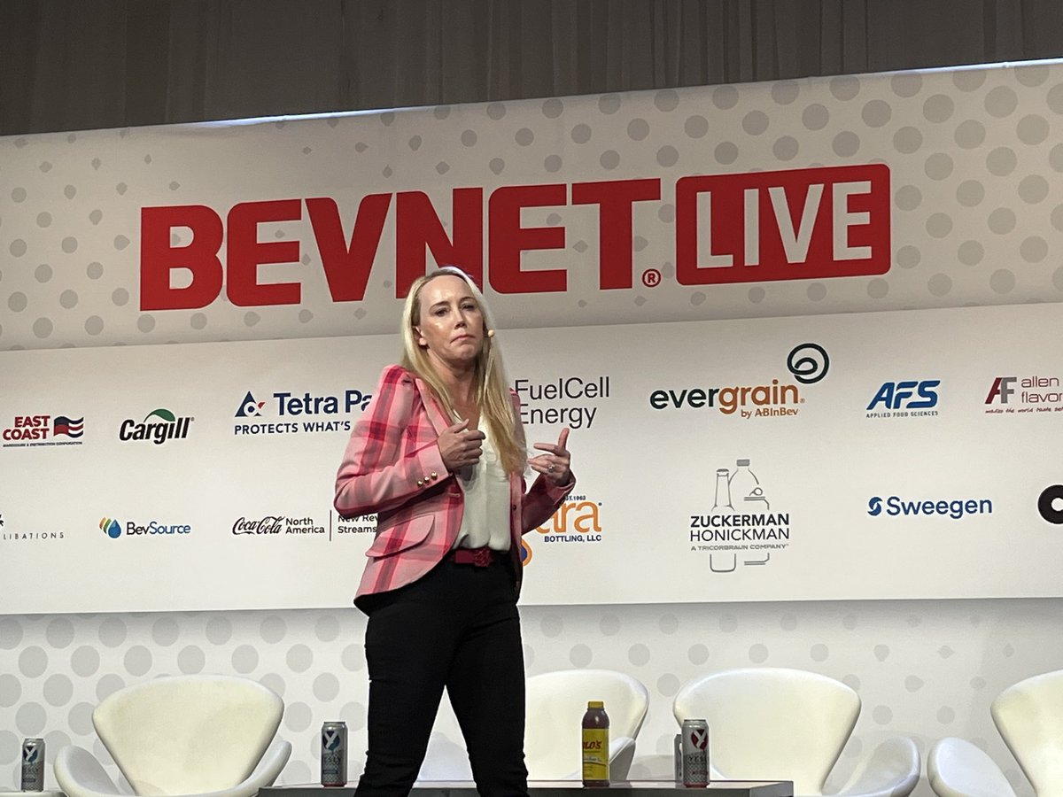 LaurenESchram's tweet image. At #bevnetlive, @milostea CEO Tricia Wallwork says they are successful because of their drink taste, consistency and good customer service. 

@BevNET