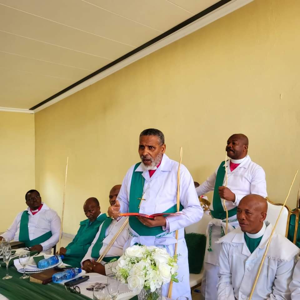 Believers_sa's tweet photo. Affirmation -Appointment service highlights of Archbishop Frans Dhlamini from Praise God Healing Ministry led by Archbishop Prof MM Tshabalala, stay blessed.

#ConquerorsThroughHim
#zion
#Believersinchrist https://t.co/AyrjRJDXaK
