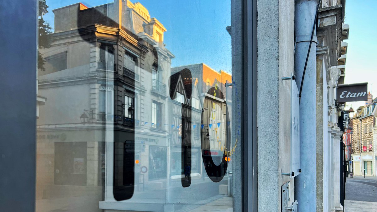 OrcelAlexandre's tweet image. Merci au T10 et à MUGI pour cette soirée de découverte de la cryptosphère à @villedauxerre 👍🏻

C’est toujours un grand plaisir d’échanger avec des passionnés sur une technologie dont on parlera de plus en plus dans le futur 🚀

#blockchain #Crypto