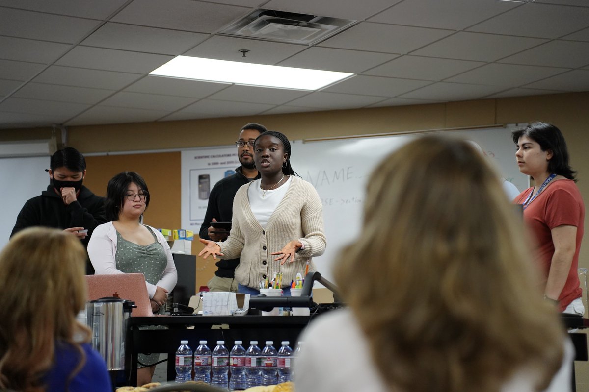 uta_csl's tweet photo. Dr. Banda's Elementary Statistical Analysis class presentations. Want to give a big thank you to all the students and community partners who worked together to make this happen. https://t.co/gyfyZ5kCEv