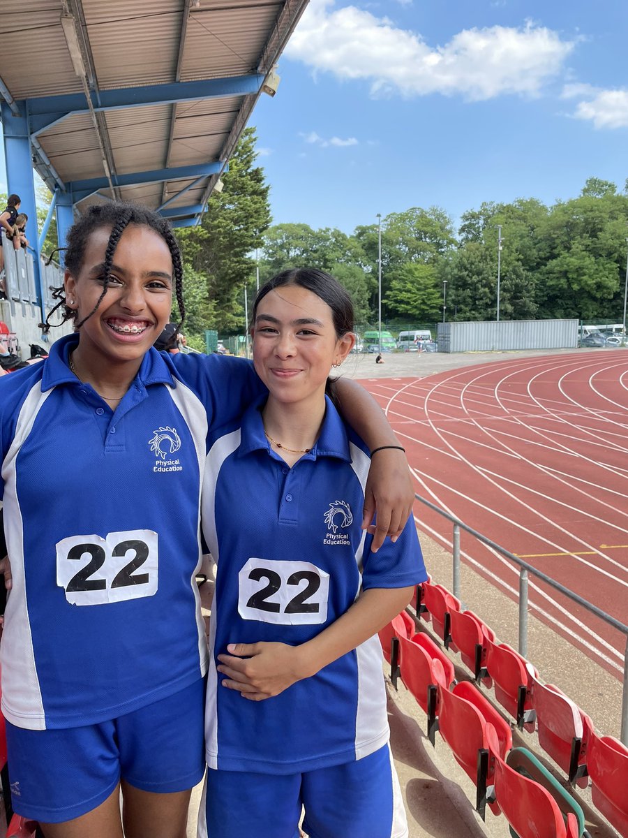 Fantastic performances by ALL athletes at Withdean for the Town Sports. Check out the new vests too! 🤩