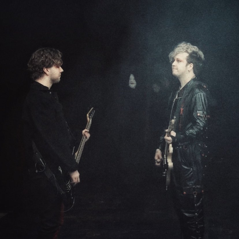 badhokkastaner's tweet photo. #ollimatela #joonasporko #streamFLATLINE https://t.co/NQ6VH834PA