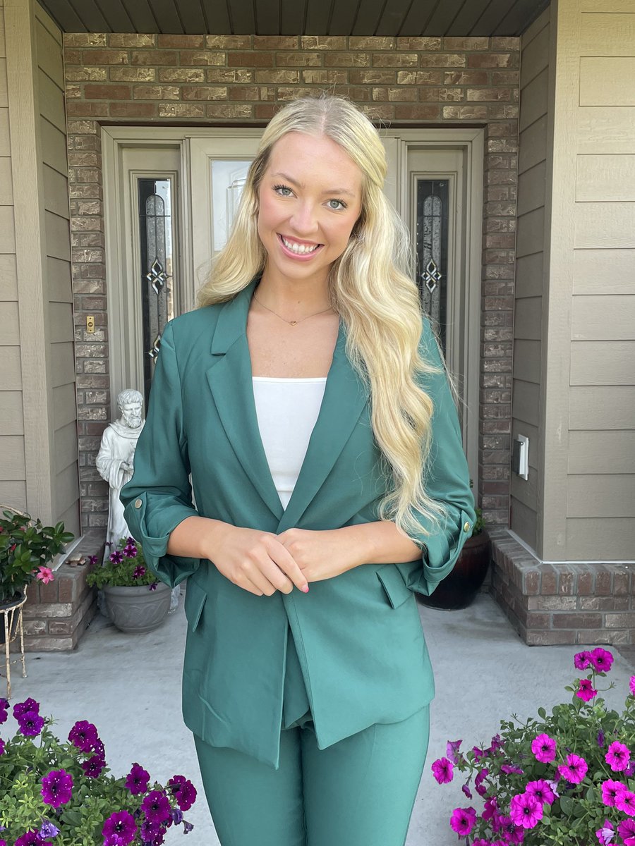 MrsCElliott's tweet photo. Addilyn did her FBLA Nationals prep work this morning for her Job Interview competition coming up at the end of month in Atlanta, GA!

We are super excited to attend FBLA Nationals and are grateful for all the support and sponsors we have received💙💙 

#nefbla #FBLANationals https://t.co/vv3oosZB9i