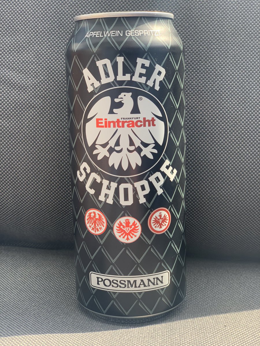 Laura18992's tweet photo. Das Auge trinkt mit  #possmann #sge https://t.co/k1eL0AVywD