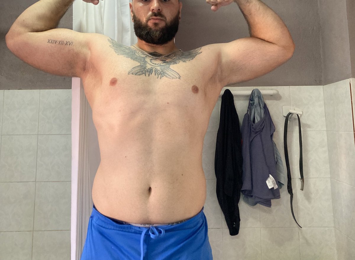 juanbfm98v3's tweet photo. Mi momento ha llegado, de 101kg a 74kg en 6 meses https://t.co/ogiBdZoz6b