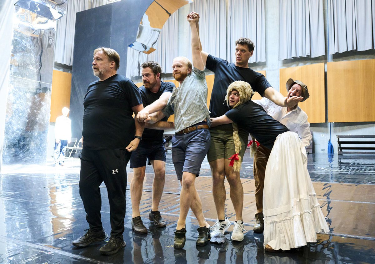 glyndebourne's tweet photo. A Glyndebourne classic returns to the stage
in July! Here's a look into the rehearsals for Britten's A
Midsummer Night's Dream.

See more here: https://t.co/DqFWyu7uH8

Photos: Richard Hubert Smith https://t.co/gOBYt2K1zO
