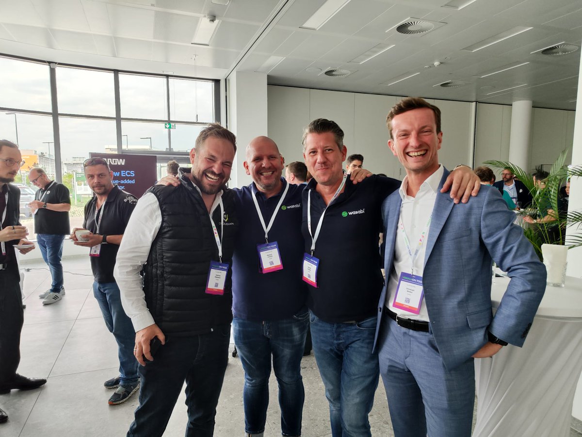 veeam_de's tweet photo. Was für ein Tag! Wir freuen uns riesig über all die wunderbaren Teilnehmenden, die heute bei #VeeamONTour dabei waren. Vielen Dank für all die tollen Netzwerkgespräche und Tech-Diskussionen. https://t.co/bG04GPPew5