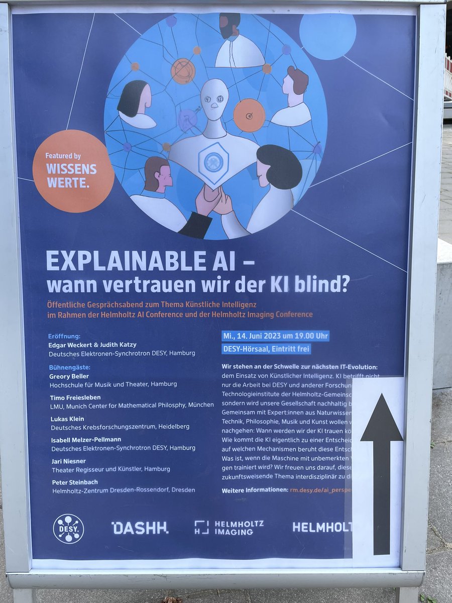 And off I go to the next stop of this great day, #AI outreach to the general public hosted by <a href="/desynews/">DESY (English)</a>. Glad to wave the <a href="/helmholtz_ai/">Helmholtz AI</a> and <a href="/HZDR_Dresden/">HZDR @HZDR@helmholtz.social</a> flag with <a href="/lukas_kln/">Lukas Klein</a> and others!