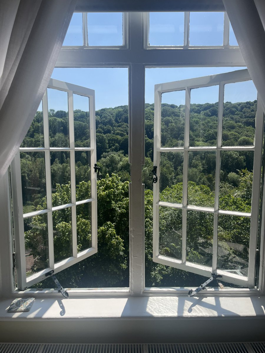 Emma Kenny tweet media