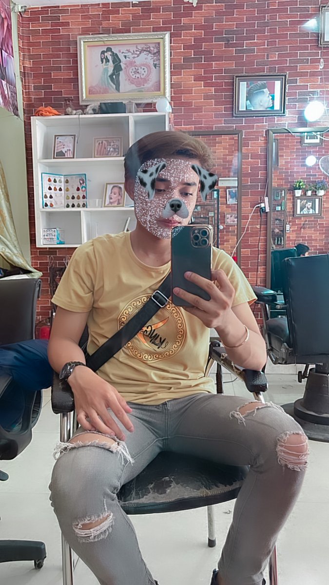 DaRot358965's tweet image. គេងអស់នៅបងៗ អូនៗ  😂🤫