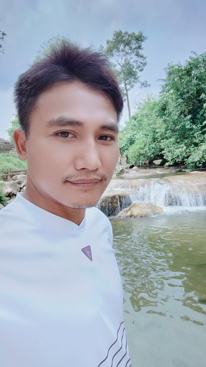 suratlover's tweet photo. หาคนเล่นน้ำ https://t.co/l0hUsWIcsc