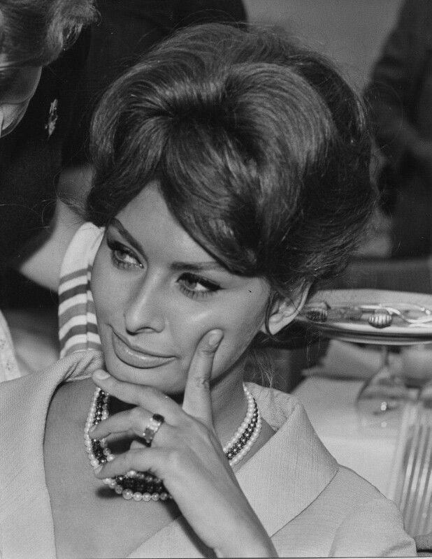 #SophiaLoren