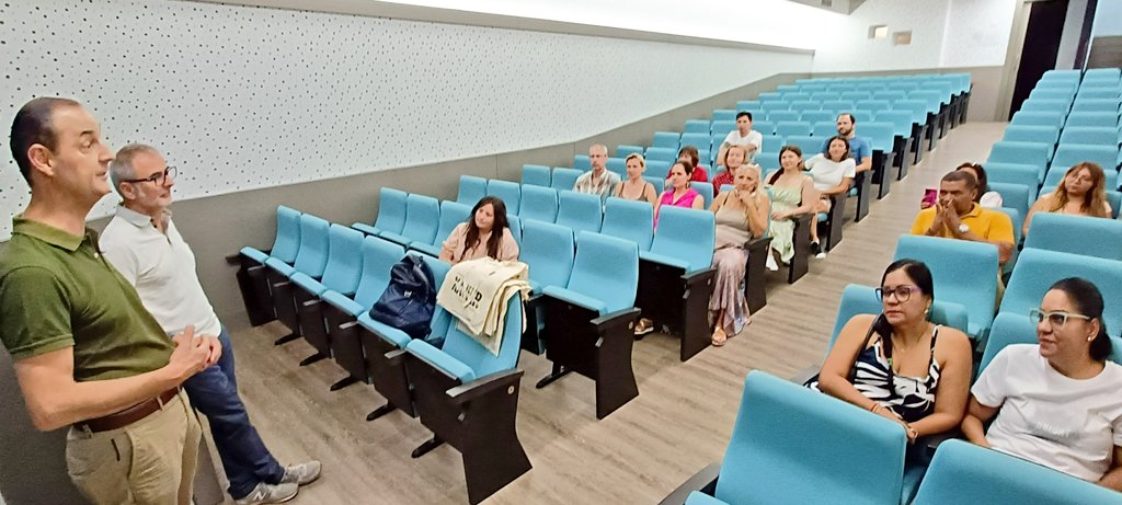 epxavier's tweet photo. Despedimos hoy a nuestros socios del programa #erasmus del Salvador, Colombia, Argentina, Hungría y Rumanía con los que colaboramos en el proyecto #vetpact para la adquisición de competencias profesionales en FP. ¡Feliz viaje de vuelta! ✈️ #skills #vocationaltraining https://t.co/2Ts1vpROJS