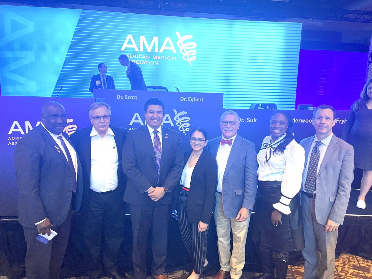 DrDenise_'s tweet photo. Urology contingency at the HOD annual meeting for @AmerMedicalAssn . My 1st meeting didn’t disappoint 🤩and Thankful to the @AmerUrological crew for showing me the ropes and sponsoring my attendance as a Gallagher Fellow! Highly recommend attending if you never have! #ama23 https://t.co/RNr19O5ESw