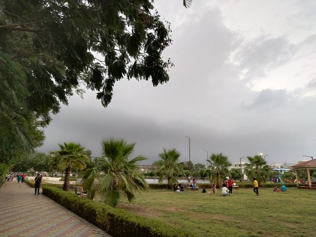 bhaaratNayak07's tweet photo. “When the world wearies and society fails to satisfy, there is always the garden.” – Minnie Aumonier
#naturephotography #nature #naturelovers #garden #photooftheday #photography #picture #love #vivov11pro #green #greenday #amazing #natureshots #Adipur #gandhidham #adipurgarden https://t.co/jGaEwouwyZ