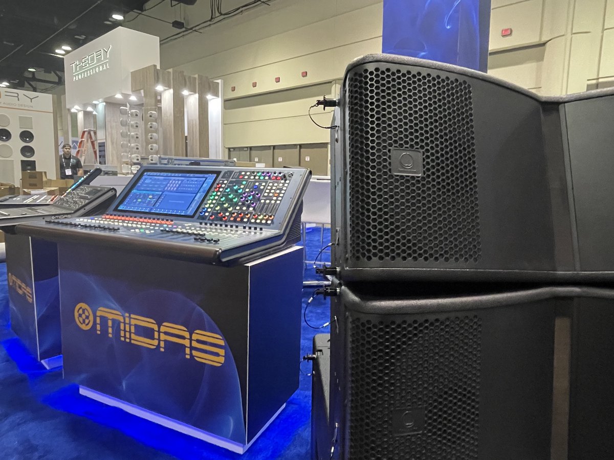MIDASconsoles's tweet image. Day One at Infocomm 2023📣

We're here until Friday, so stop by Booth #5089 and let's embark on an audio adventure!

#midasconsoles #hd96 #infocomm #infocomm2023 #nothingsoundslikeamidas