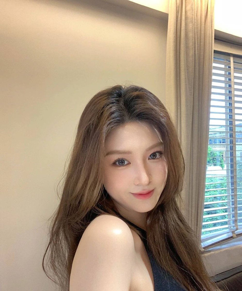 eunice37968's tweet photo. 森林的尽头是阳光～ https://t.co/MNnKKbVmHc