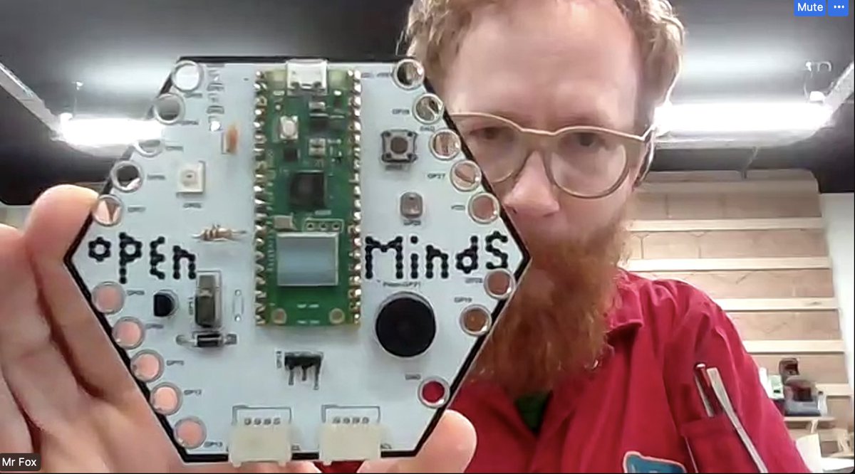 Tom Fox (@vulpestruments) shows the latest iteration of the prototyping toolkit for our Open Minds project on design education for Radical Inclusion. Read more at mtflabs.net/openminds and REGISTER to join us in Umeå, Tampere, Porto, Tirana or Zagreb! #openminds #erasmusplus