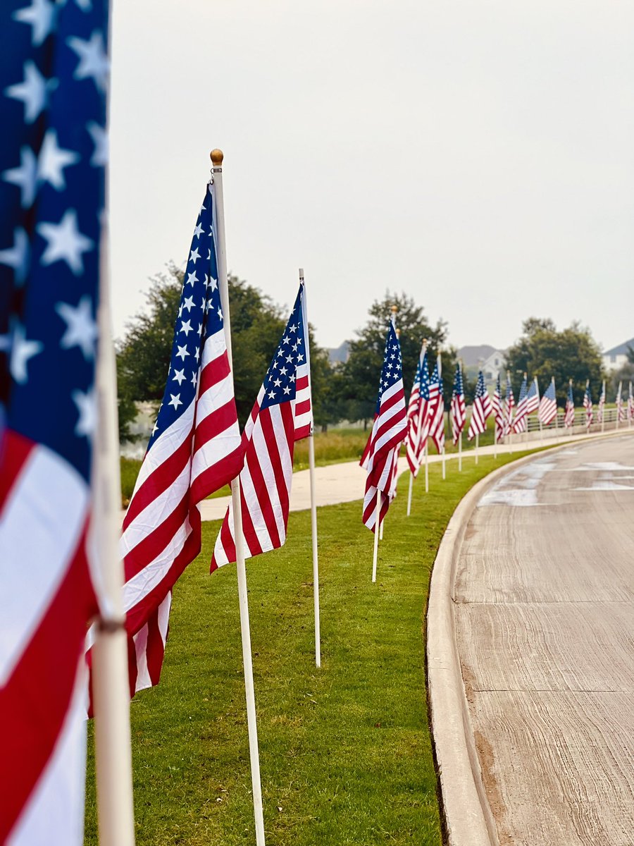 Happy Flag 🇺🇸 Day and birthday to the <a href="/USArmy/">U.S. Army</a> 🇺🇸.