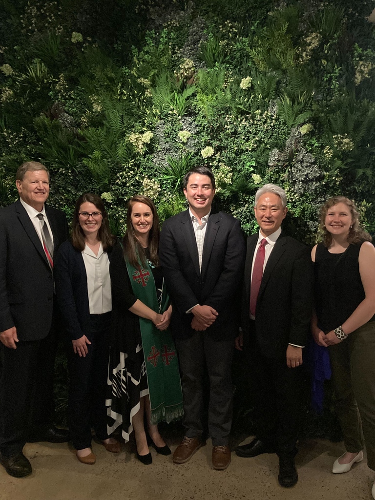 We were thrilled to celebrate @CreationCare's 30th Anniversary in Washington DC last week! Congratulations to Rev. Mitch Hescox, who is retiring as the EEN president, and Rev Dr Jessica Moerman, EEN’s newly appointed president. We look forward to working together more!