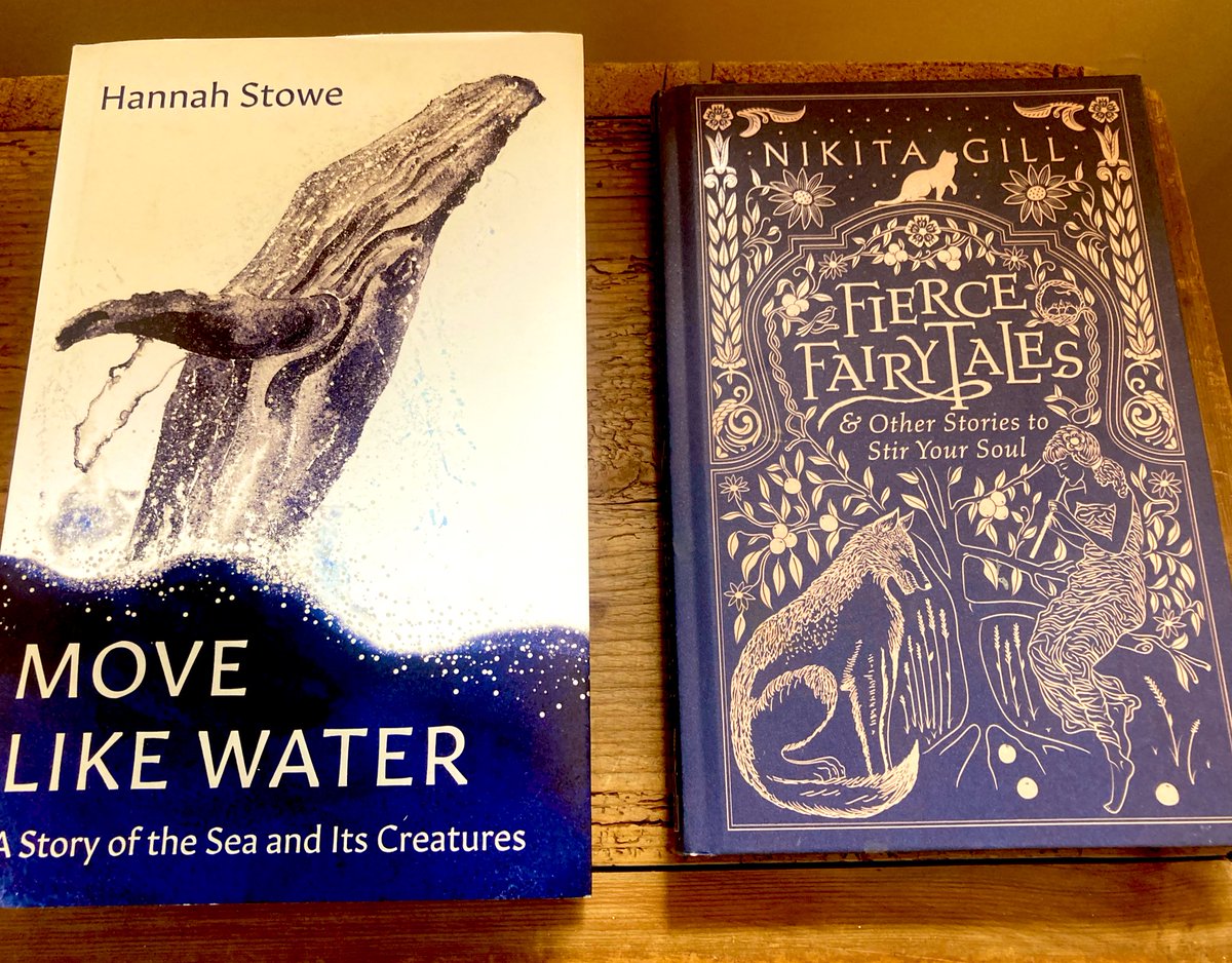 DrElizabethMac1's tweet photo. Fed up about my non-existent reading in term time, but rather than wait for the next break for a new #BookPile I’m just going to crack on & try to rest & read when I can. I’ve got a smashing
#June #BookPile & I’m diving in today #DZPhillips @hannahlilystowe @nktgill #SinaKramer https://t.co/NJksbMlNGg