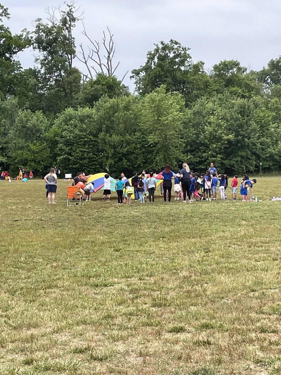 Ms. Spino tweet media