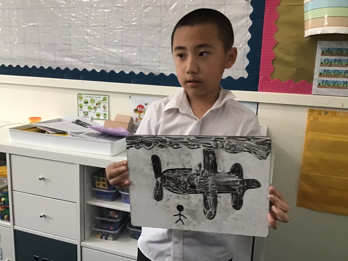 MRPAyear1A's tweet photo. Inspired by our learning on Amy Johnson to draw her plane Jason. @MRPA_History https://t.co/tmnLjvu36r