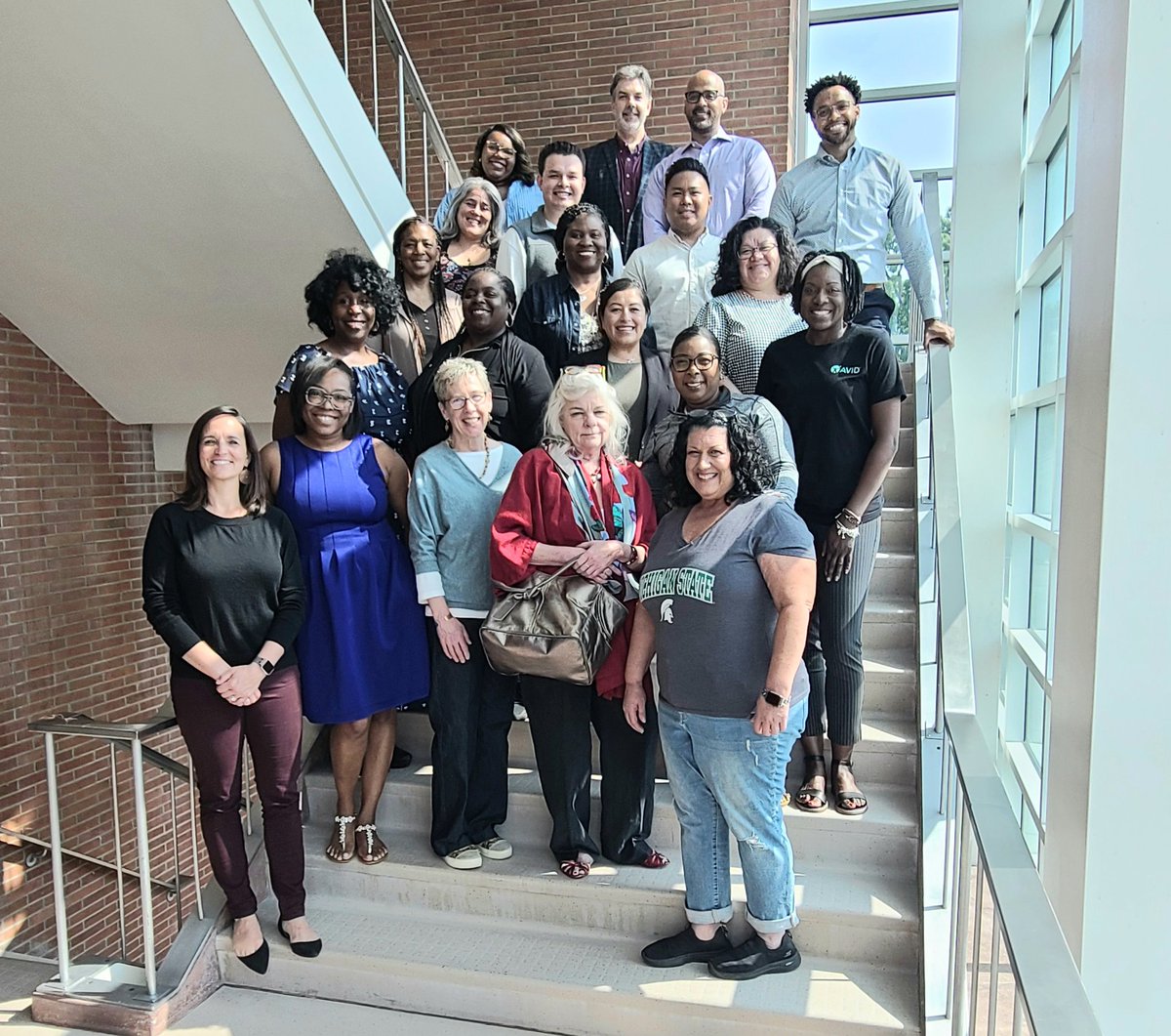 Marcia_Reed58's tweet photo. The @CSUDHEducation team, @LAschoolsSouth and @INGUSD partners are collaborating with university partners at the Network Improvement Community Institute (NIC) held at @michiganstateu to help improve Racial Equity and Social Justice in Education. https://t.co/Nx7L7JzZmG