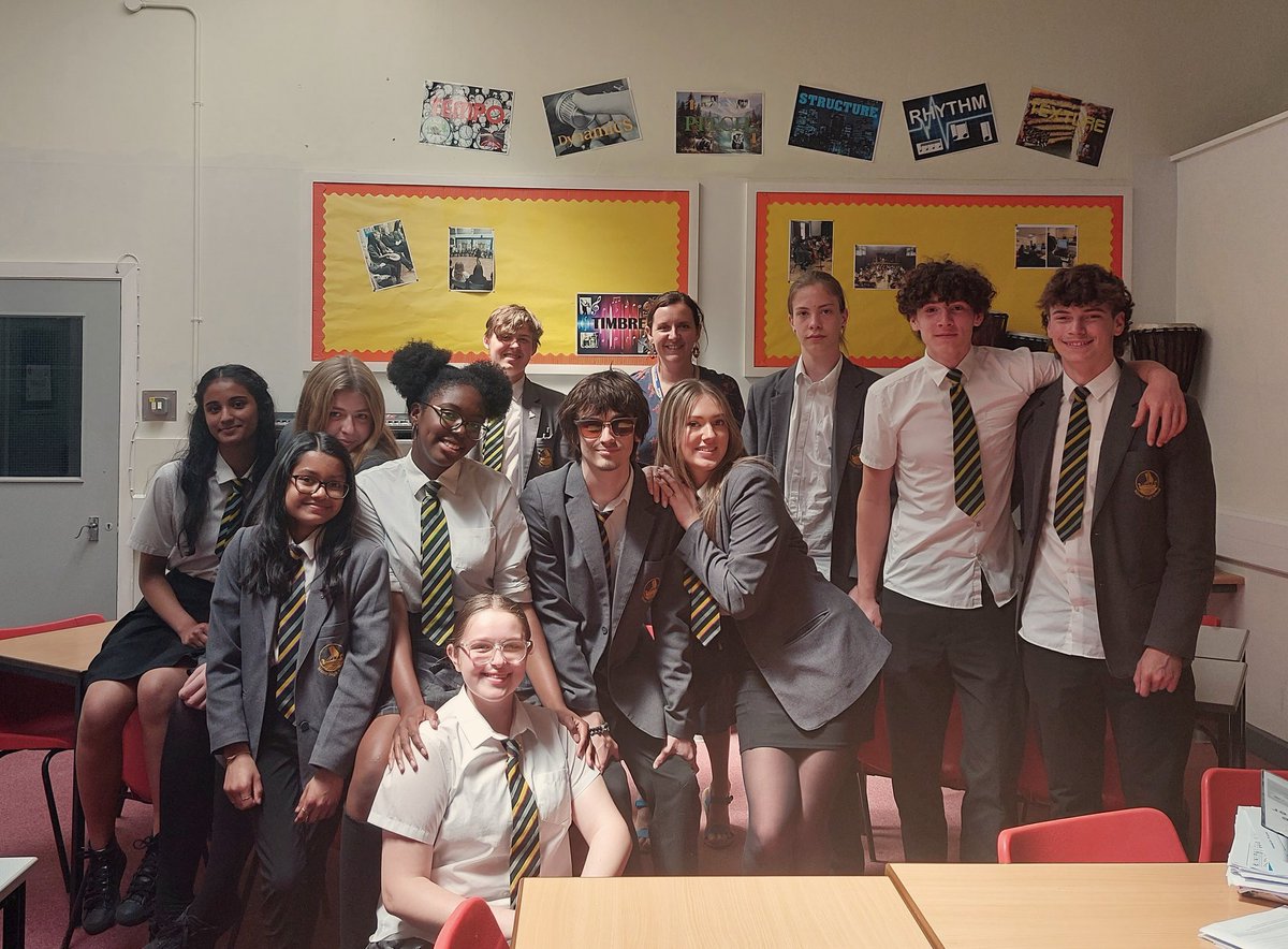 Manor Performing Arts (@camanorhigh) on Twitter photo Our GCSE Music Class of 2023, just before their exam this afternoon. Wishing you all the best, it's been an absolute pleasure. <a href="/ManorHighSchool/">Manor High School</a> πΌπ΅ππ€π§πΈπΉπΊπ» Our GCSE Music Class of 2023, just before their exam this afternoon. Wishing you all the best, it's been an absolute pleasure. <a href="/ManorHighSchool/">Manor High School</a> πΌπ΅ππ€π§πΈπΉπΊπ»