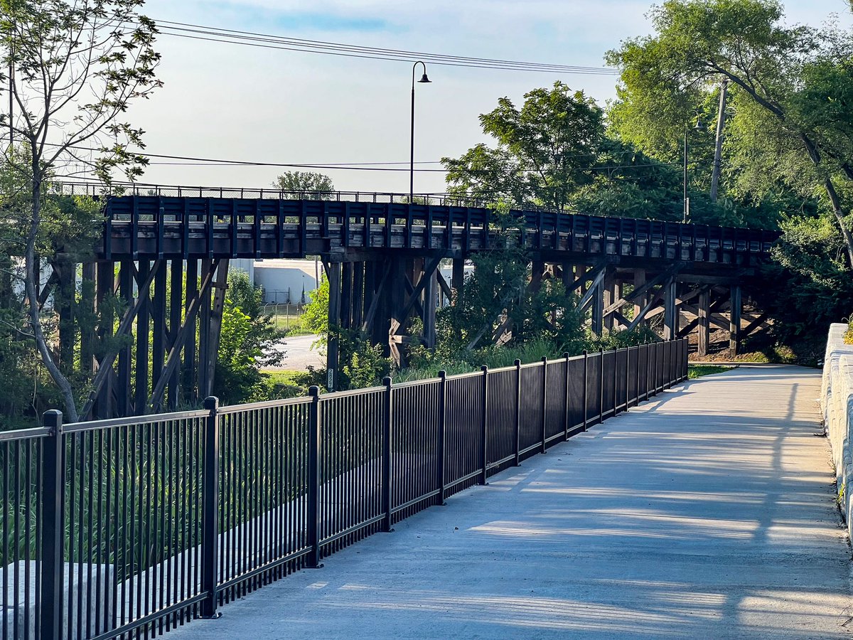btoellner's tweet image. The Rock Island Trail is such an amazing urban trail. Its hard to comprehend why there isn’t full support for these projects. #railstotrails