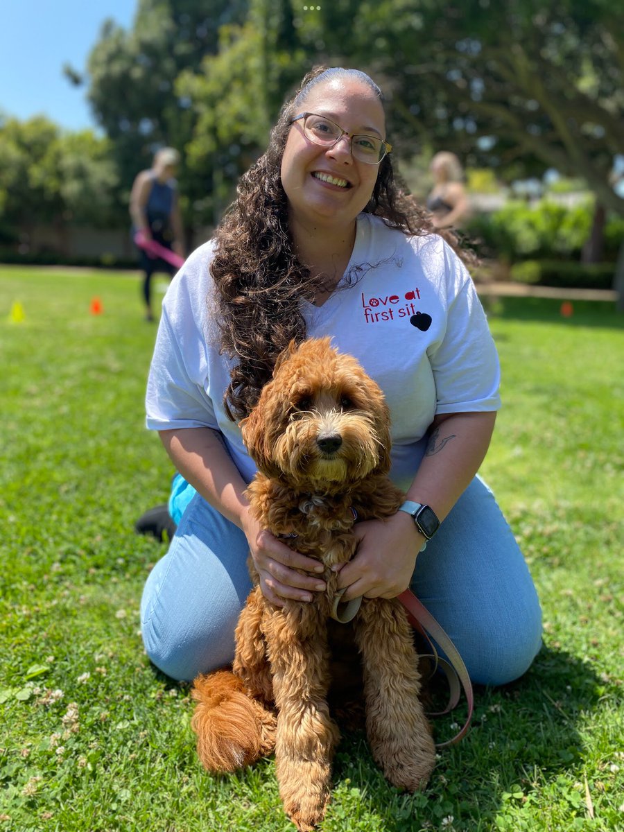 loveatfirstsit's tweet photo. Meet Melissa!  One of our certified dog trainers!  She joins our Community Dog Training Classes ongoing fundraiser this summer to help raise funds for charity! Classes are $25 Saturdays at Virginia Park in Santa Monica. Sign up ➡️ https://t.co/yNjGTDBk49 https://t.co/rReesgjErK