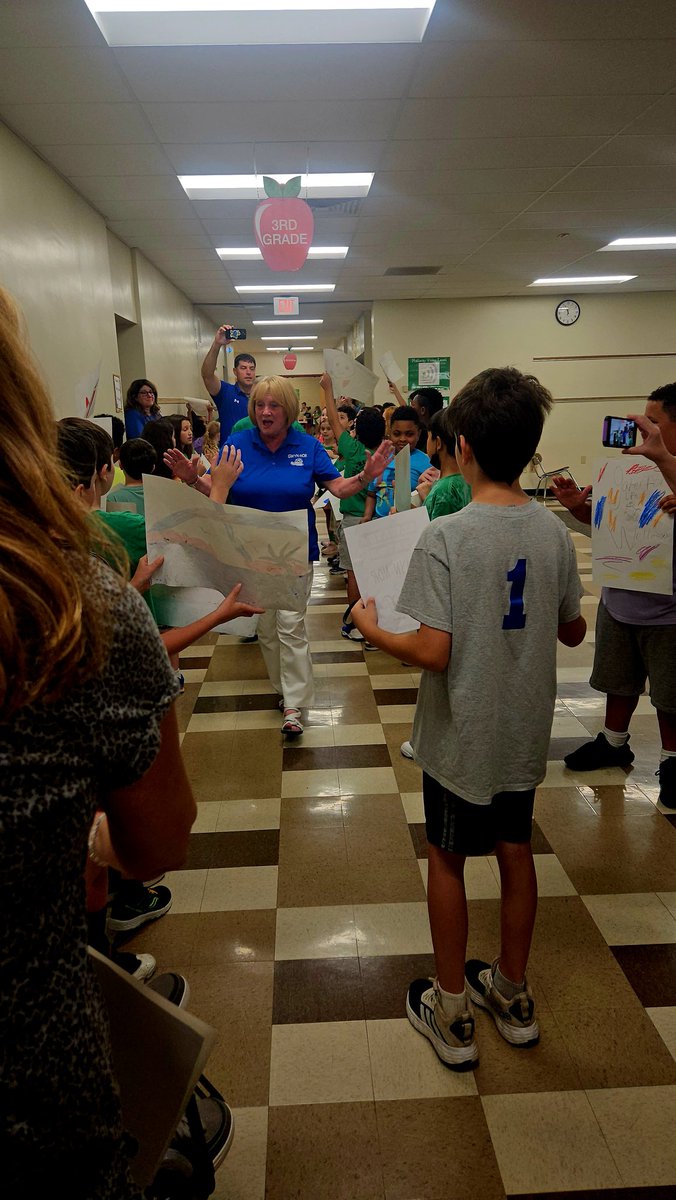 BethSorgini's tweet photo. So much love for our secretary Cheryl Vilsmeier  who is retiring after 24 years @GNElementary. She will always be a Gator and we all miss her gentle and kind spirit. https://t.co/FhUc7dupMU