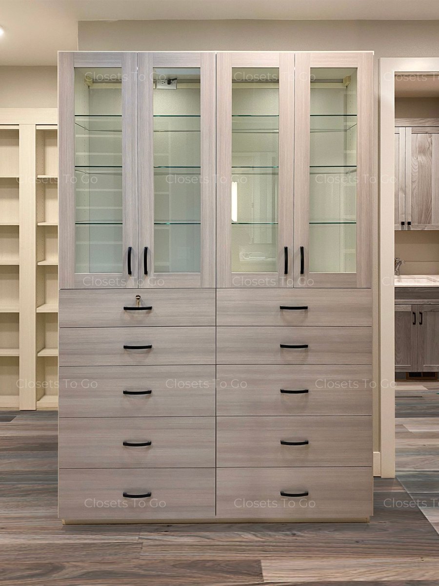 ClosetsToGo's tweet image. Transform Your Dream Closet into a Reality Today! Why wait? Submit your dimensions to us now to begin the process of creating a closet that matches your vision #beachcloset. Take inspiration from this gorgeous beach-themed closet and let's get started! -closetstogo.com/request-design…