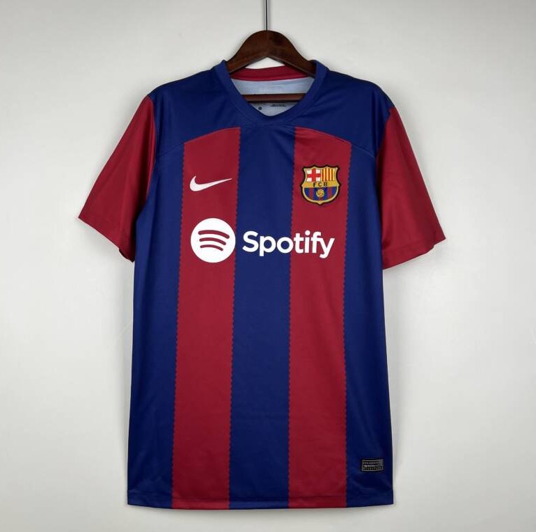 🎁 SORTEO INTERNACIONAL

Con la llegada de la nueva temporada, voy a sortear una camiseta a elegir entre aquellos que cumplan estos requisitos:

- Seguir a <a href="/Davizosky/">𝘿𝙖𝙫𝙞𝙯𝙤𝙨𝙠𝙮</a> y <a href="/SoccerStoreESP/">SoccerStore.ESP</a> 
- Dar 🔄 y ❤️ a la publicación

El ganador será anunciado el 1 de julio. ¡Suerte! 🍀
