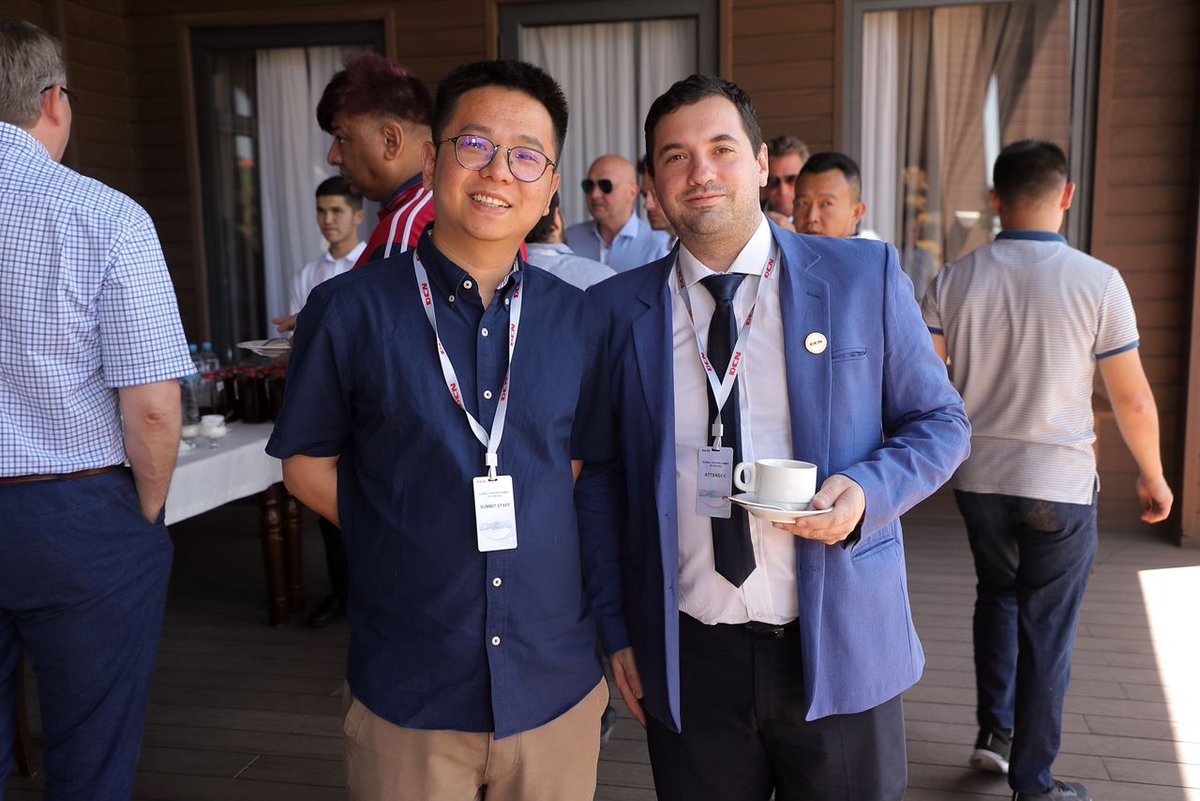 LatinNetma's tweet photo. Global Partner Summit #DCN 2023. Evento anual mas importante de #DCN a nivel global. Maximiliano Carabajal, CEO de Netma, junto a distribuidores oficiales de Latinoamérica y el mundo.
Seguimos avanzando fuerte con la distribución.
#Uzbekistan #DCN #SUMMIT #distribuidor #mayorista https://t.co/8Uos7buLnj