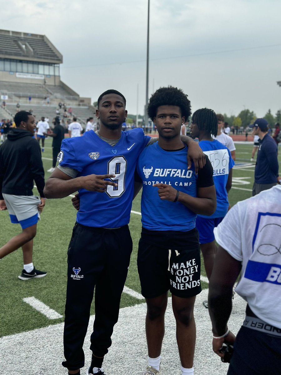 1metriscrosby's tweet photo. I had a good camp in Buffalo Sunday with @UBFootball  @UBRecruiting @coach_cope  @__FUQUA thank you to the coaches and players for taking time to work with me and talk with me. Good luck this Season #Bulls #DB #Safety #26 https://t.co/sxoguRhKYJ