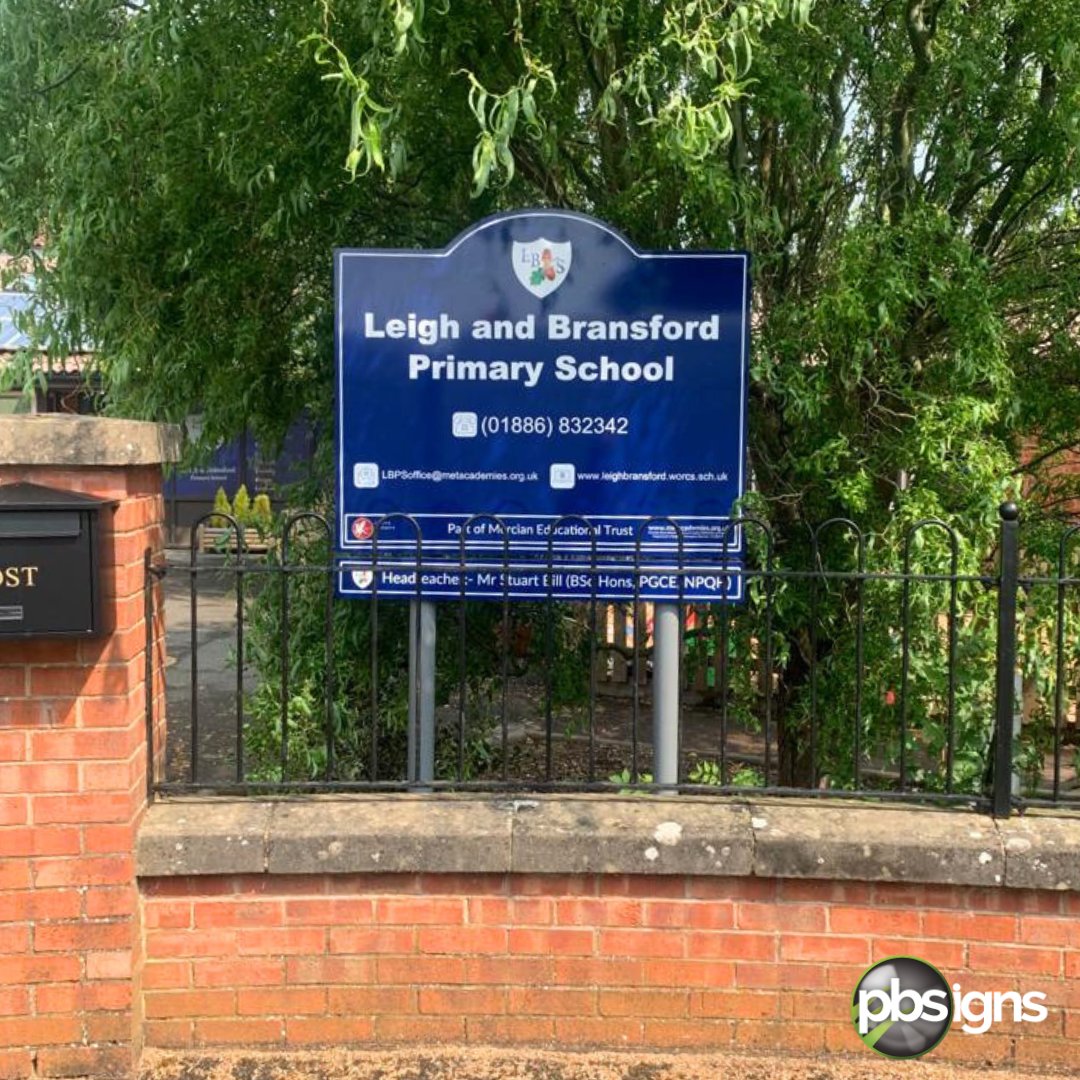 pb_signs's tweet photo. Shiny new signage manufactured and installed for Leigh and Bransford Primary School ๐ท๐ท
@MET_STSS #schoolsignage #panelandpost #printpartner #qualityquickly #bespokesolutions https://t.co/CtZryWqRfe