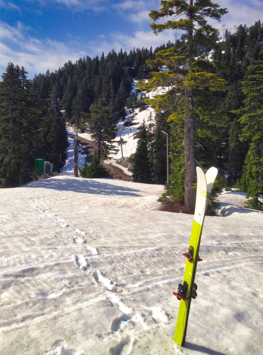 RobertB's tweet photo. @BenWilsonThings @Cypressmtn My last ski of the season down Mt. Strachan was on June 1st. Much of the slopes was patched out. (Yes, in the pic you can just see 2 guys going up under the top lift.) 😎 https://t.co/LyC1SEp2oz