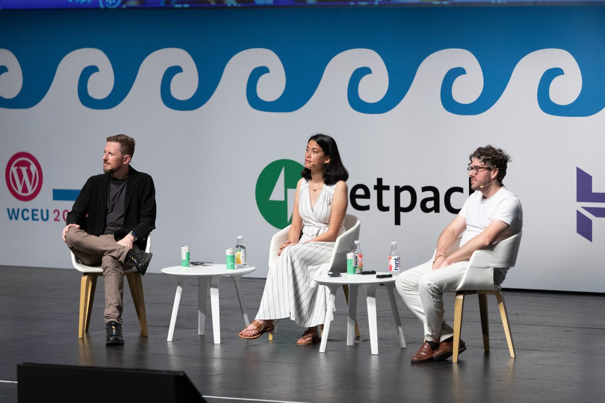 WP Greek Community tweet media