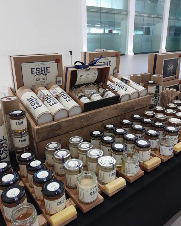 RoyalLiver1911's tweet photo. Our Father’s Day themed pop up was a huge success today. Thank you to @LiverpoolJamCo and @EsheHoney for coming and creating the special packages that our occupiers could purchase. https://t.co/iATNKO3BQH