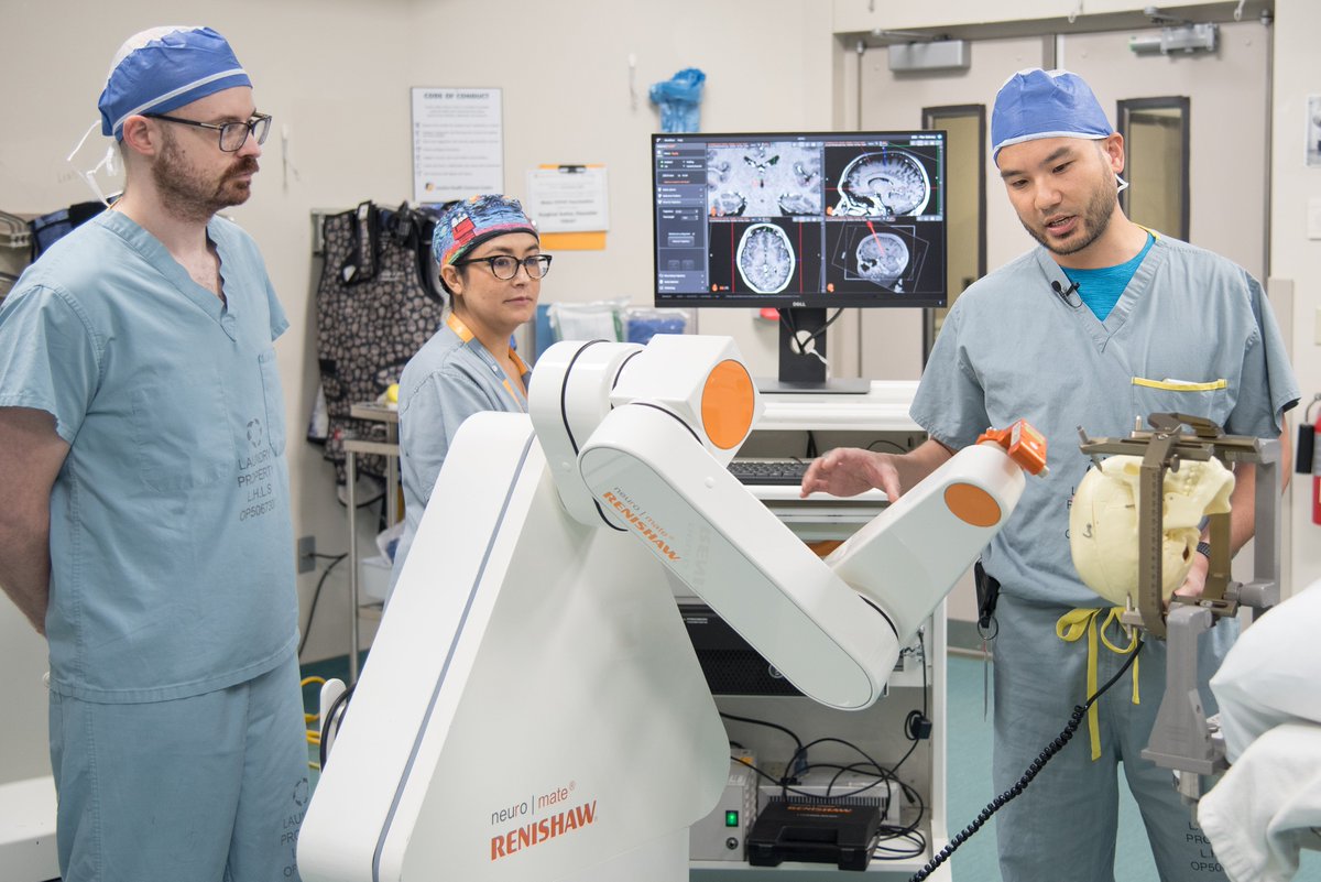 Join us in celebrating a country first! For the first time in Canada, a robot-assisted deep brain stimulation surgery to treat seizures caused by epilepsy was successfully completed at University Hospital. Read more about this life-changing first: lhsc.on.ca/news/first-can…