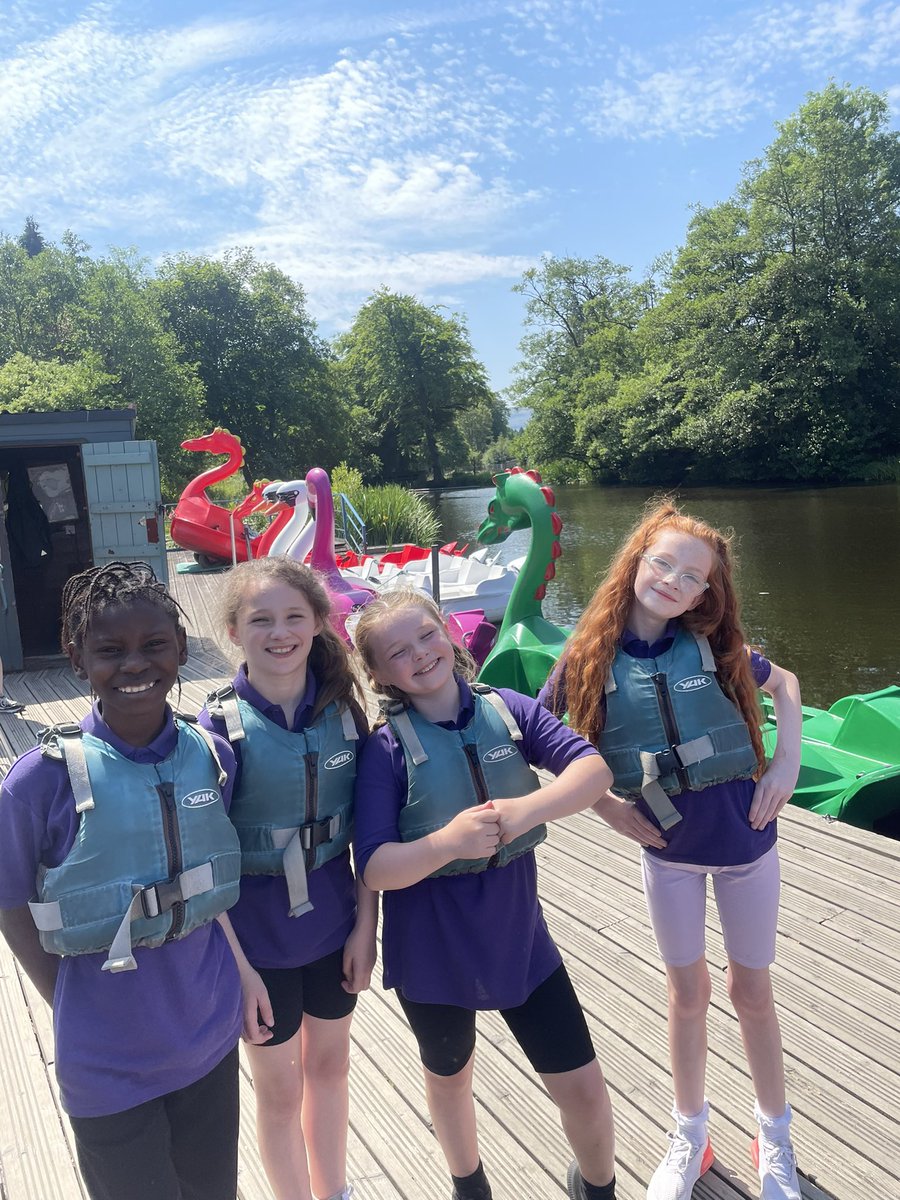missmcdade_'s tweet photo. A fabulous trip to Blair Drummond Safari Park! ☀️🦓🦒 https://t.co/utfMzZS8R7