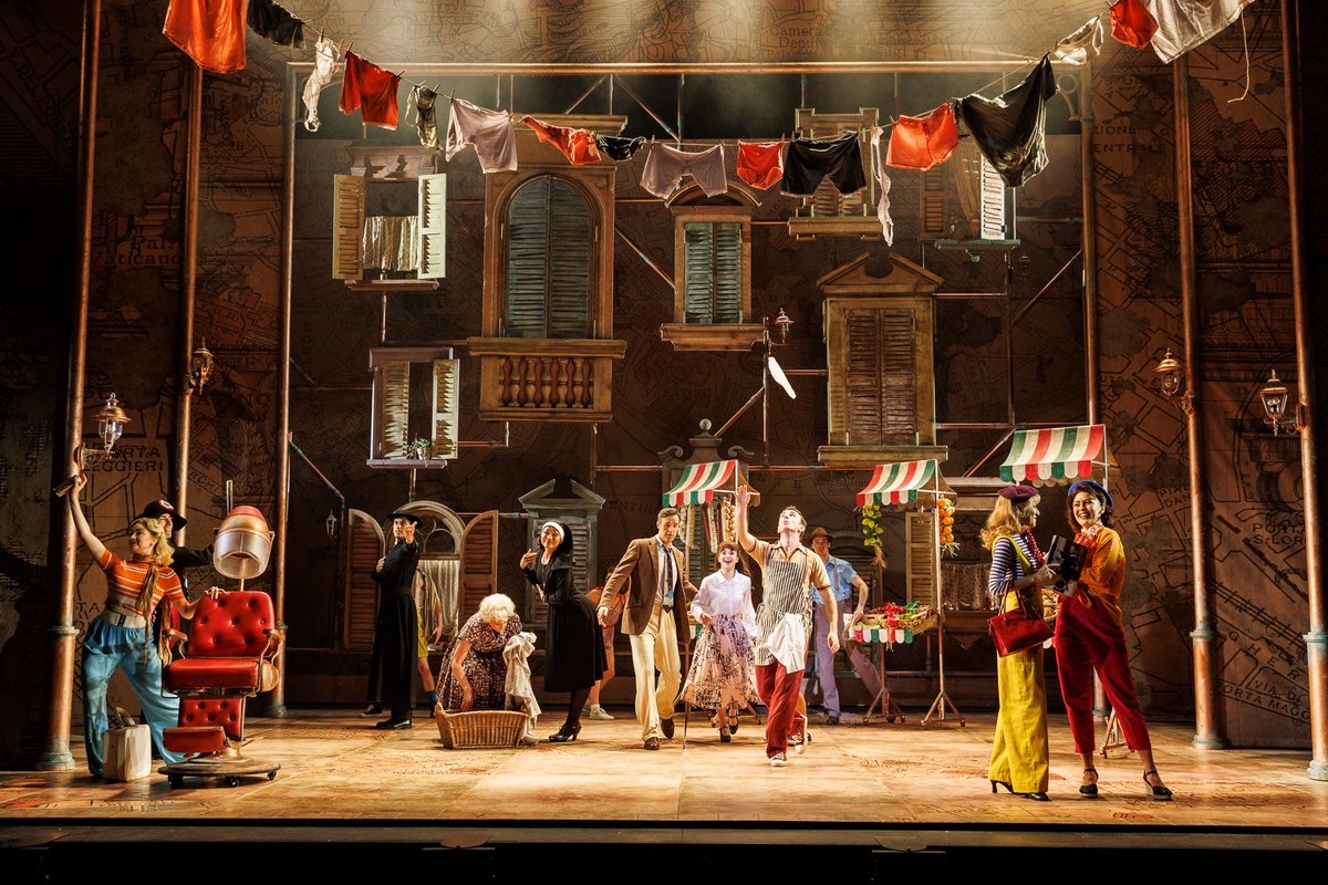 TheatreRBath's tweet photo. 🛵#FIRSTLOOK at ROMAN HOLIDAY, the new Cole Porter musical appearing now at the Theatre Royal Bath until 1 July. #RomanHolidayMusical 📸Ellie Kurttz @RJCollingwood @michaelxavierUK 
🎟️https://t.co/E7ezHusmah https://t.co/oKoQLU9FYR