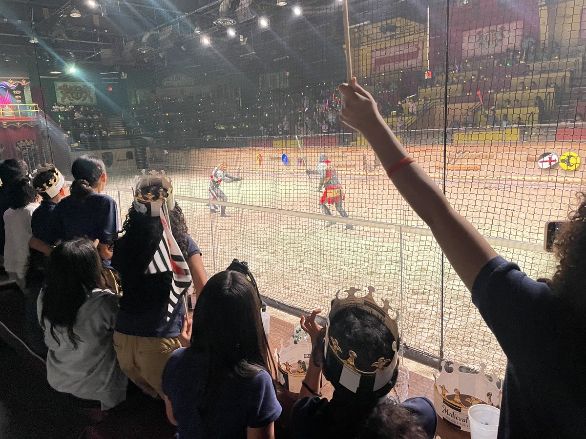 School3MissB's tweet photo. 6•6•2023 The 6th graders had an amazing trip to @MedievalTimes today! @bps3g6 https://t.co/qyGSvQbZbN