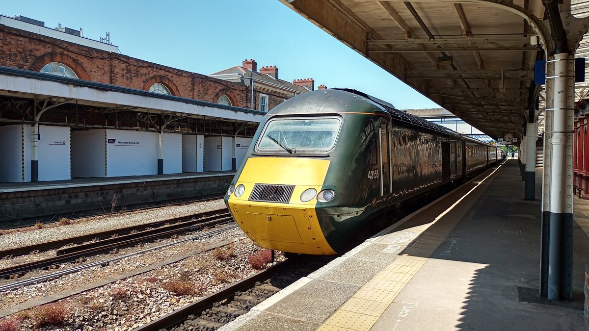 The appearance of a HST at Worcester this afternoon.