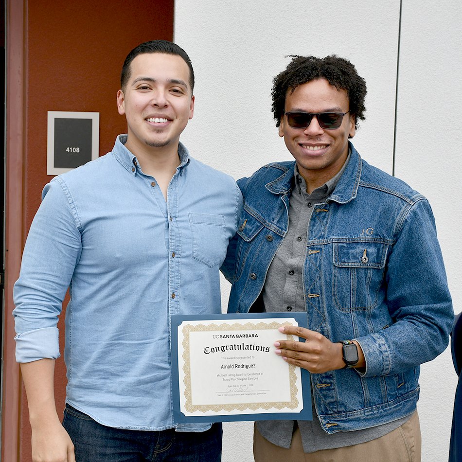 Angela Pollard and Arnold Rodriguez Robles win the inaugural Furlong Award for Excellence in School Psychology Services. education.ucsb.edu/about/news-pre…