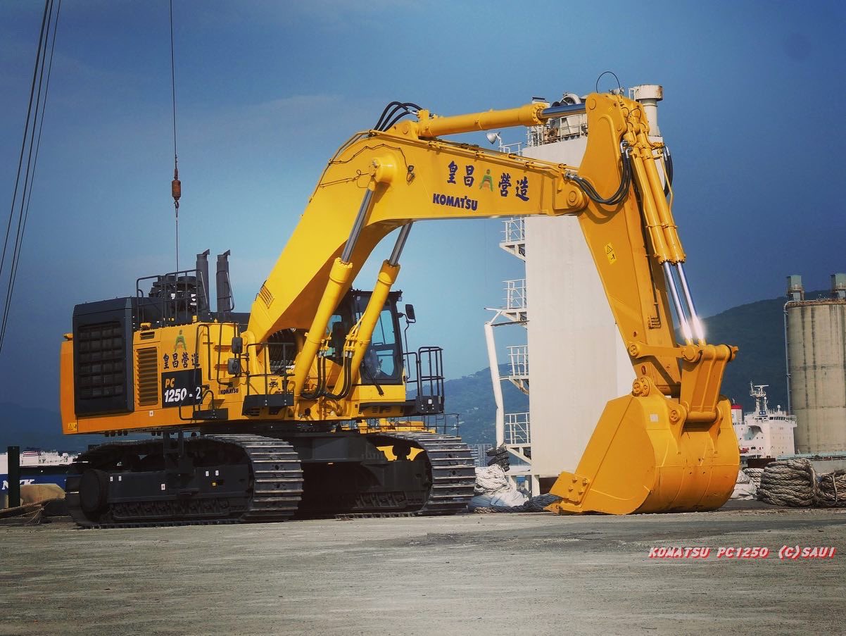 コマツ重機セット コマツ東尾張 愛知県瀬戸市 建設機械販売・買取・修理・リース