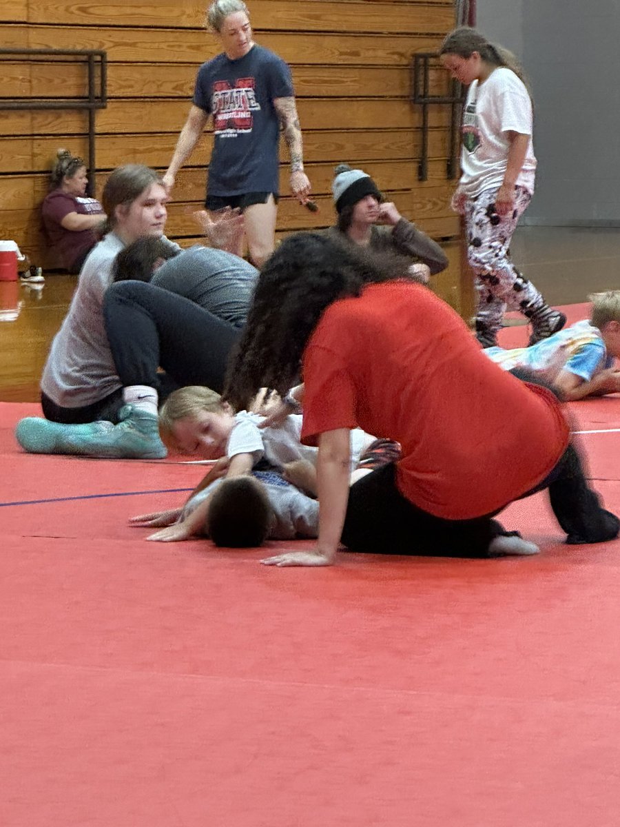 Liz Belser tweet media